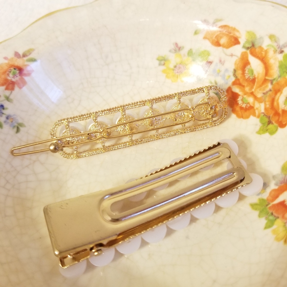 Faux Pearl Hair Clips - Picture 3 of 3